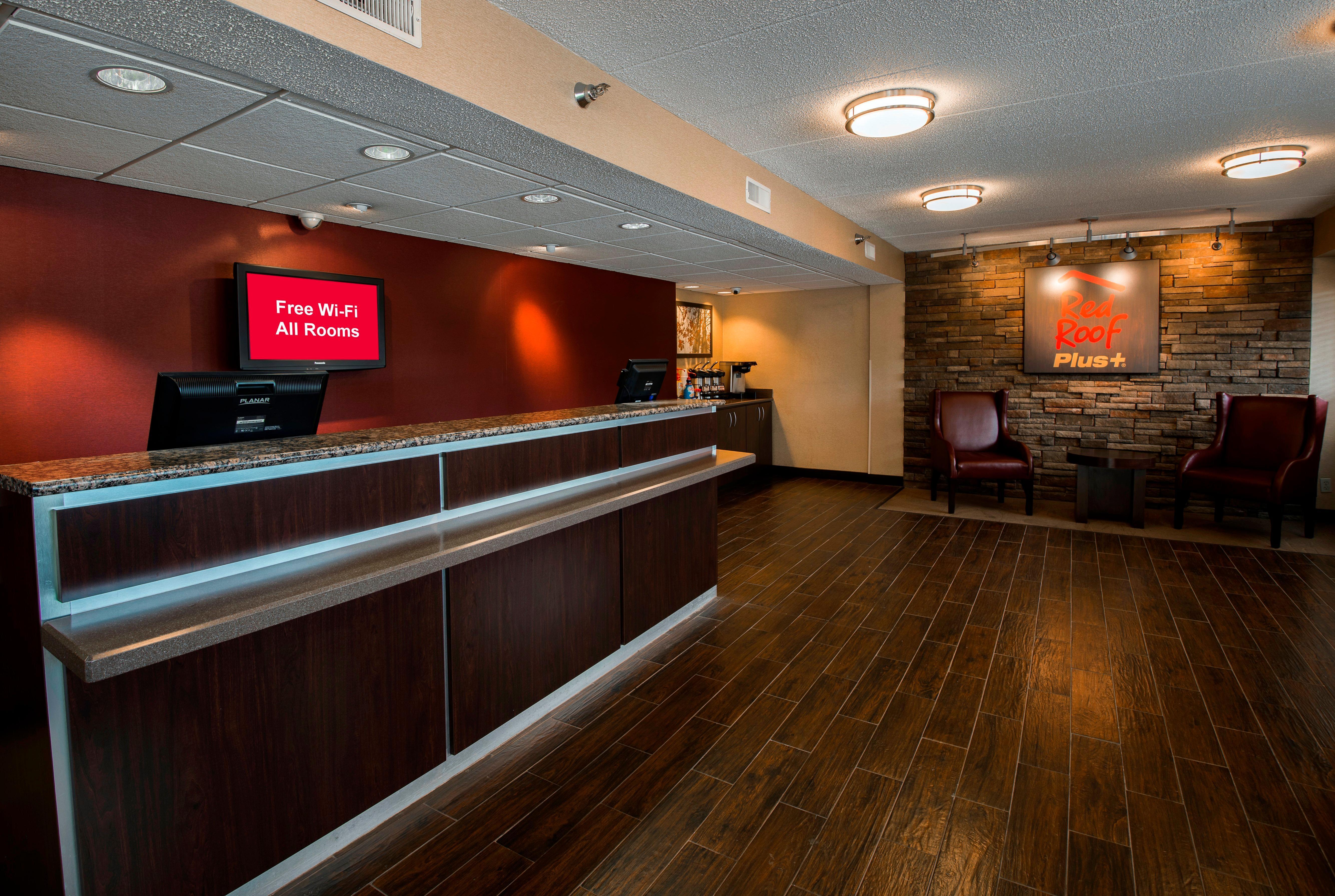 Red Roof Inn Plus+ Chicago - Naperville Exterior photo
